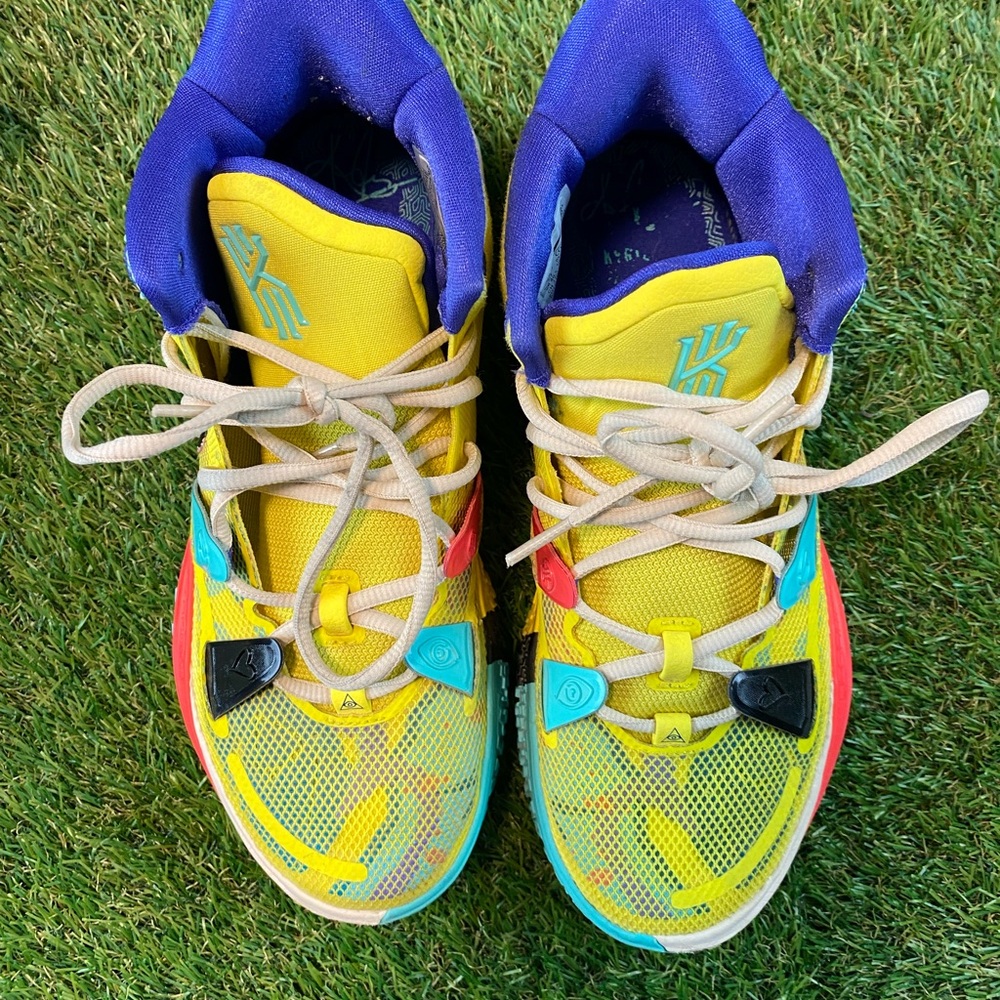 Nike Kyrie 7 EP “ 1 World 1 People Yellow”
